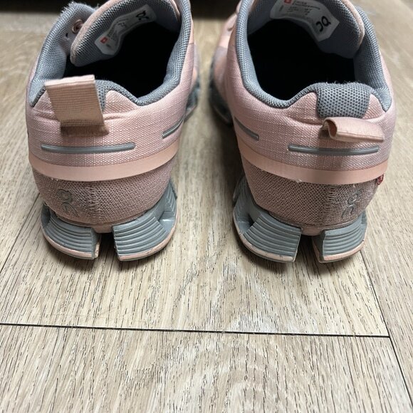 On Cloud 5 Waterproof Running Shoes Women's Sz 7.5 Rose Athletic Road Trainers - Picture 4 of 13
